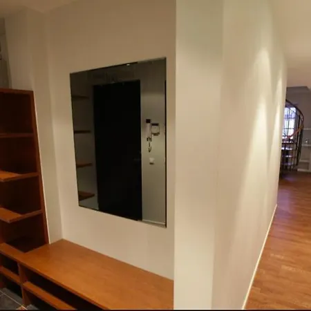 Apartment Family 3